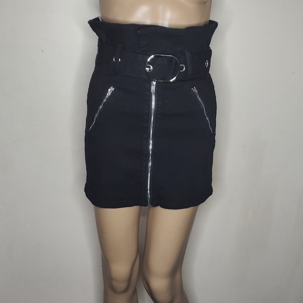 HIGH WAISTED MINI SKIRT
